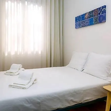 Отель Liiiving In Light Spacious 4*
